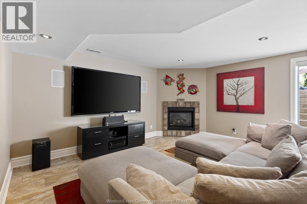 1339 Tuscany Oaks Drive, Lasalle, Ontario  N9J 0B6 - Photo 40 - 26014362