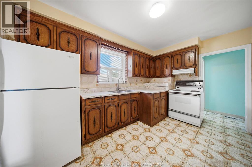 29 Fernando, Toronto, Ontario  M9M 2P7 - Photo 16 - 26014325