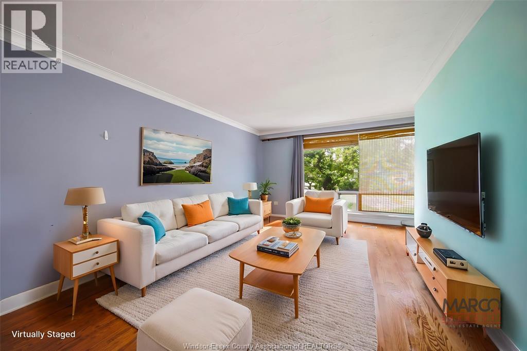 29 Fernando, Toronto, Ontario  M9M 2P7 - Photo 6 - 26014325
