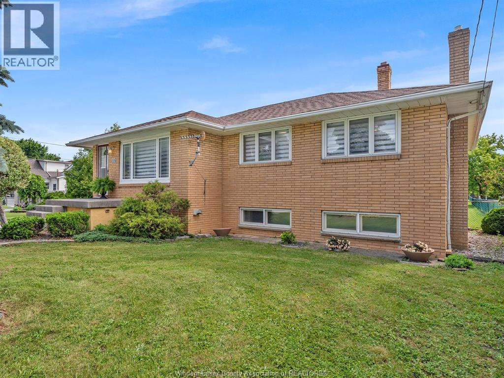 2528 Jos St Louis, Windsor, Ontario  N8T 2M5 - Photo 8 - 26014323