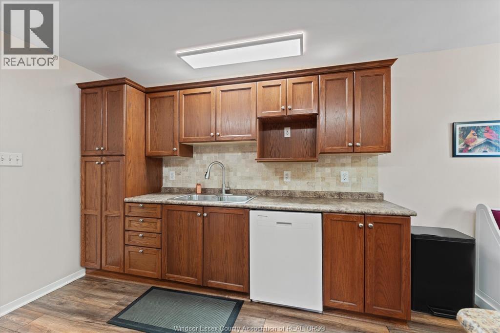 3560 Barrymore, Windsor, Ontario  N9C 1V3 - Photo 11 - 26014395