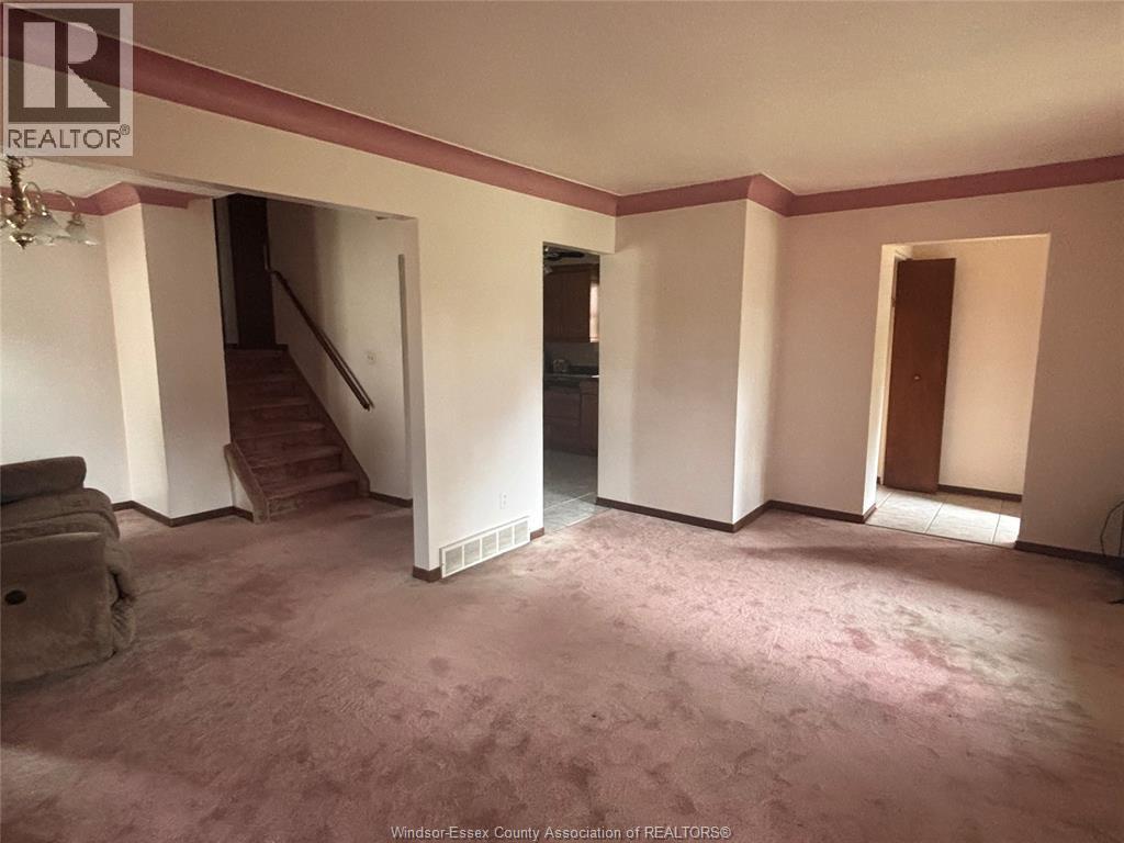 2737 Bramley Crescent, Windsor, Ontario  N8W 4X2 - Photo 4 - 26014406