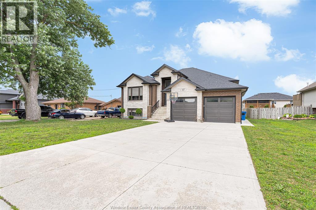 137 Gary Avenue, Lasalle, Ontario  N9J 1V3 - Photo 3 - 26014408
