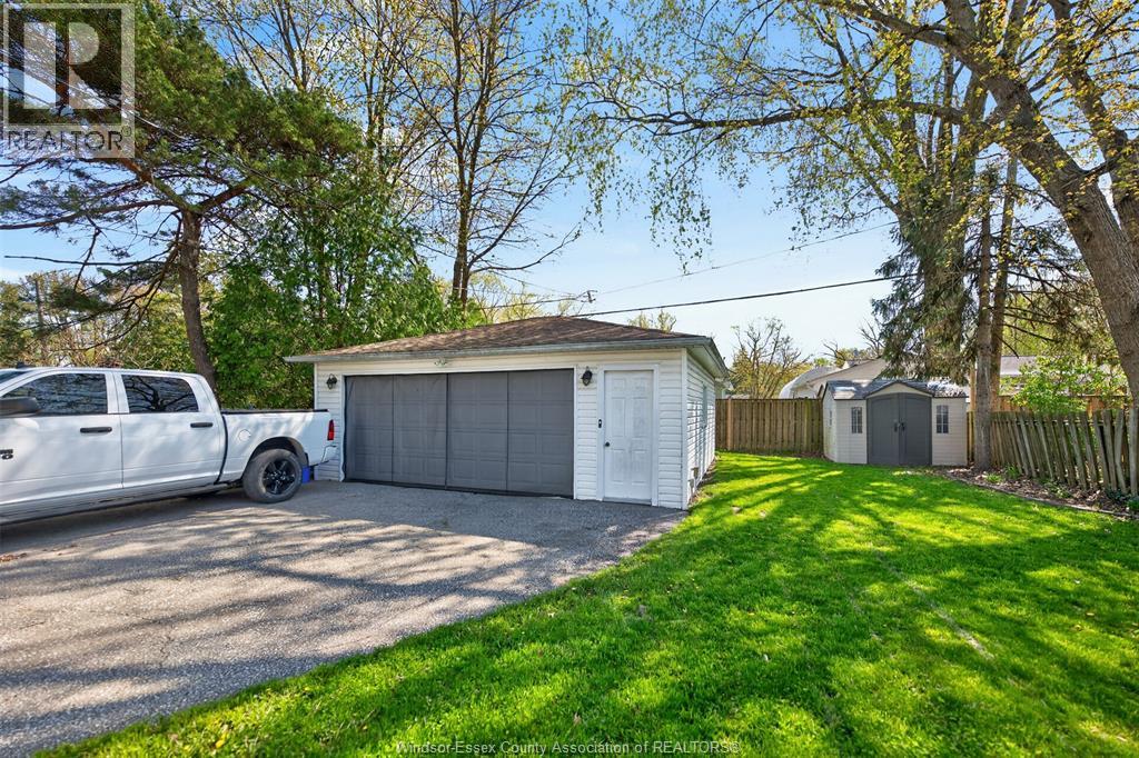 226 Edgewater Boulevard, Tecumseh, Ontario  N8N 2H2 - Photo 30 - 26014380