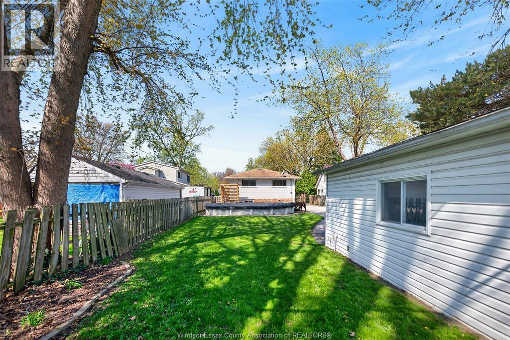 226 Edgewater Boulevard, Tecumseh, Ontario  N8N 2H2 - Photo 31 - 26014380