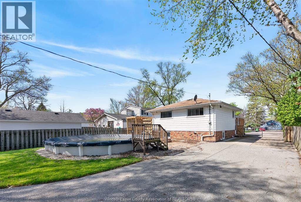 226 Edgewater Boulevard, Tecumseh, Ontario  N8N 2H2 - Photo 33 - 26014380