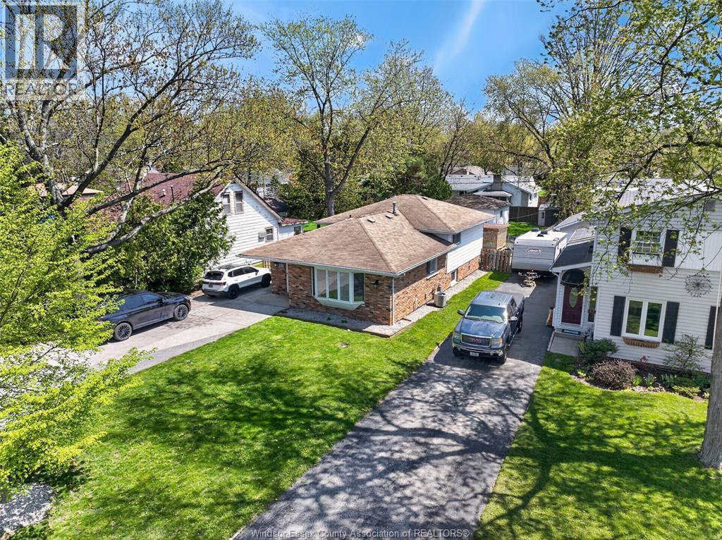 226 Edgewater Boulevard, Tecumseh, Ontario  N8N 2H2 - Photo 38 - 26014380