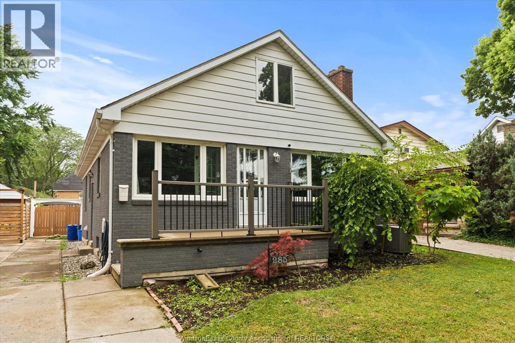 285 Belleperche Place, Windsor, Ontario  N8S 3B6 - Photo 3 - 26014404