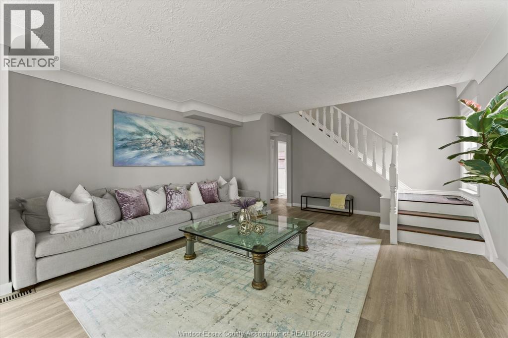 285 Belleperche Place, Windsor, Ontario  N8S 3B6 - Photo 6 - 26014404