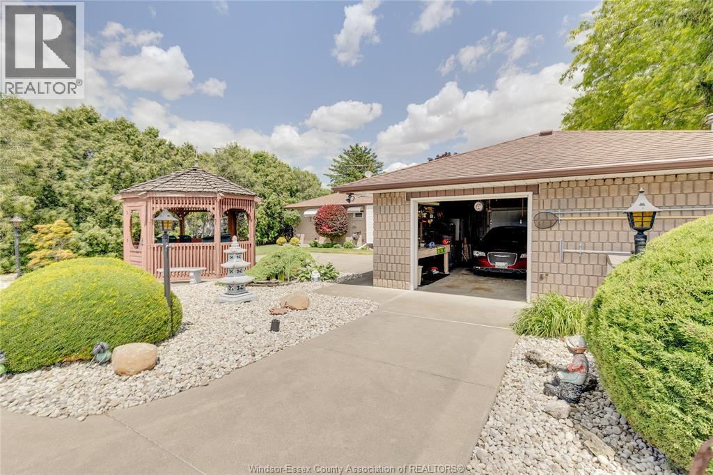4727 8th Concession Road, Windsor, Ontario  N0R 1K0 - Photo 40 - 26014431