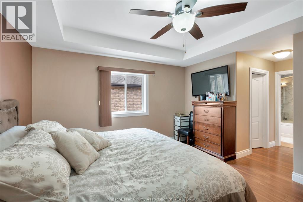 2264 Dandurand, Windsor, Ontario  N9E 4Z7 - Photo 17 - 26014425