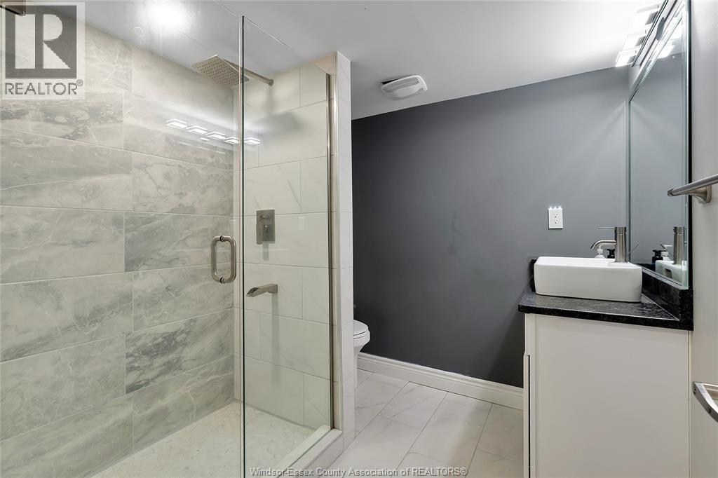 2264 Dandurand, Windsor, Ontario  N9E 4Z7 - Photo 32 - 26014425
