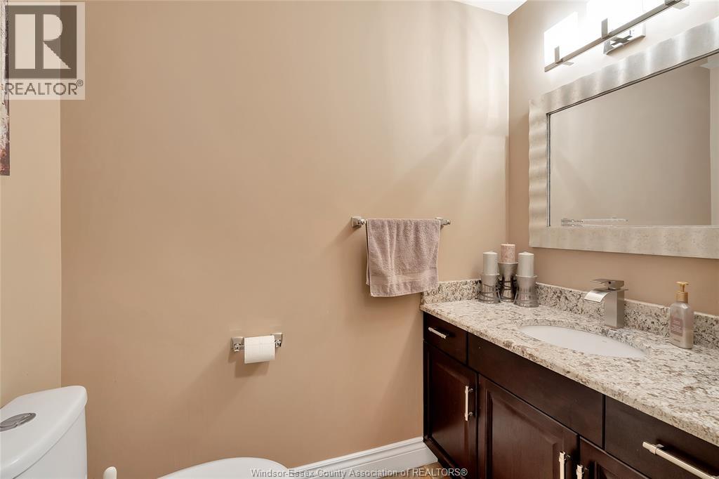 2264 Dandurand, Windsor, Ontario  N9E 4Z7 - Photo 34 - 26014425