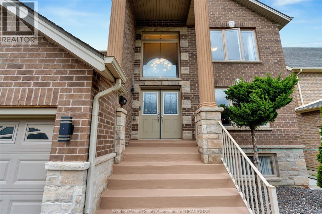 2264 Dandurand, Windsor, Ontario  N9E 4Z7 - Photo 41 - 26014425