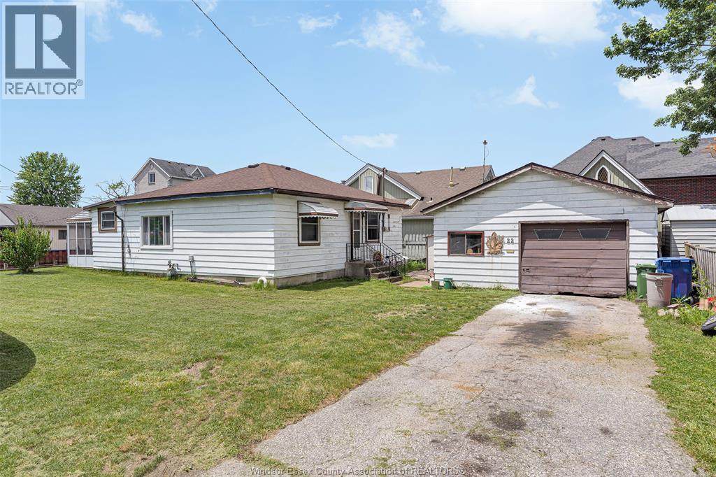 22 Manhattan Street, Lasalle, Ontario  N9J 2L7 - Photo 1 - 26014455