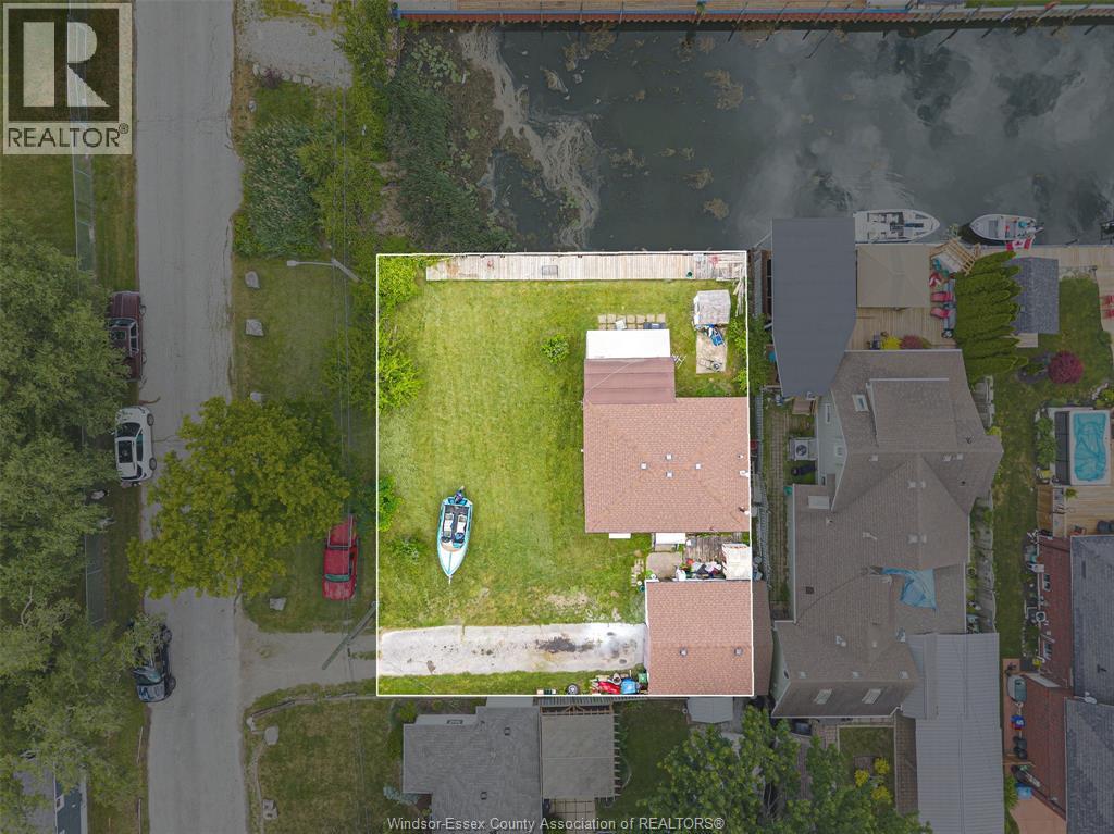 22 Manhattan Street, Lasalle, Ontario  N9J 2L7 - Photo 18 - 26014455
