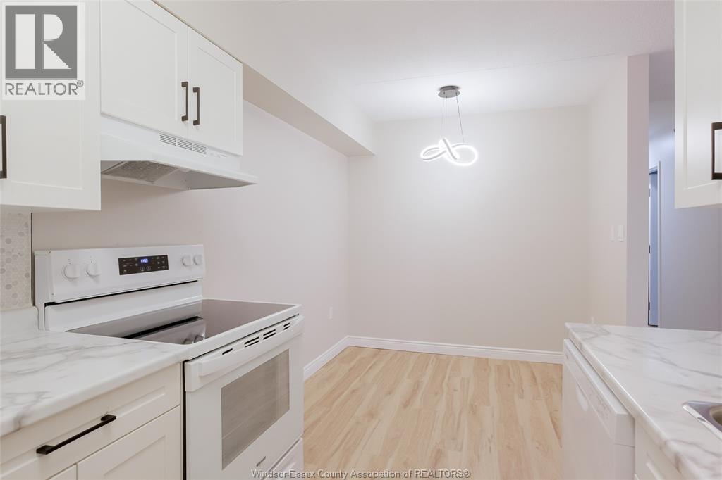 3355 Sandwich Unit# 102, Windsor, Ontario  N9C 1B2 - Photo 15 - 26014469