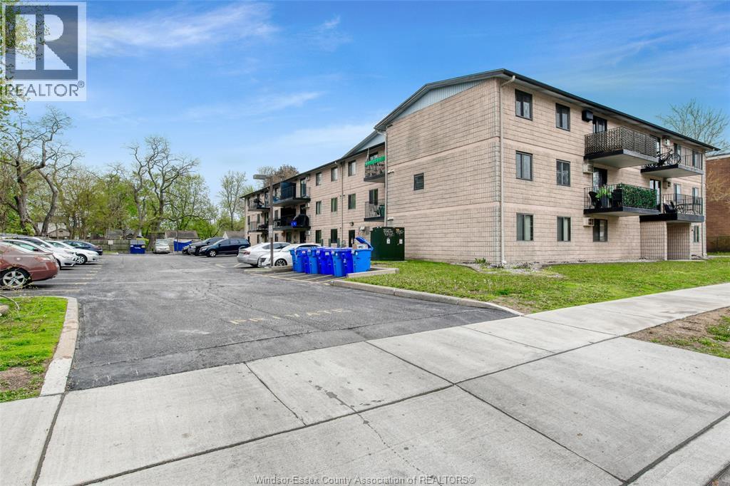 3355 Sandwich Unit# 102, Windsor, Ontario  N9C 1B2 - Photo 25 - 26014469