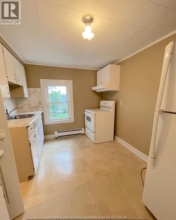 704 Bensette, Windsor, Ontario  N8X 2Z1 - Photo 12 - 26014501