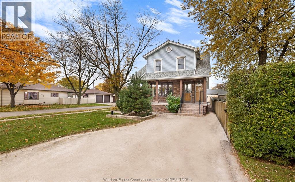 704 Bensette, Windsor, Ontario  N8X 2Z1 - Photo 2 - 26014493