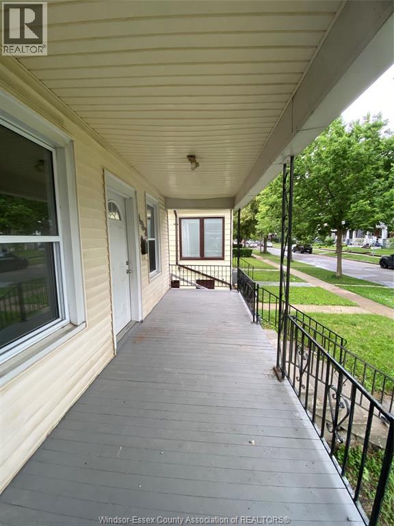 408 Elm Avenue, Windsor, Ontario  N9A 5H1 - Photo 5 - 26014480