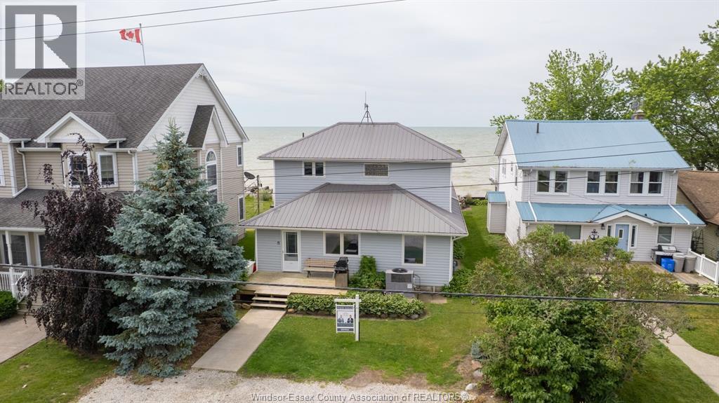 419 Lakeside, Amherstburg, Ontario  N0R 1G0 - Photo 3 - 26014497