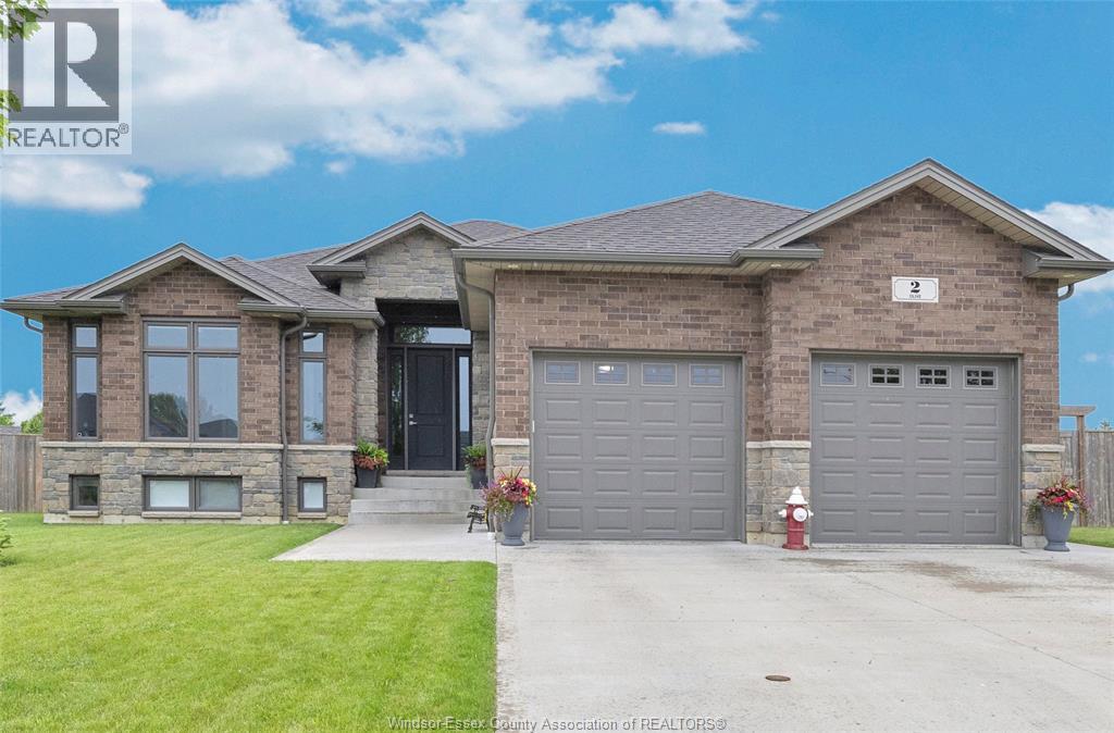 2 OLIVE, Leamington, Ontario