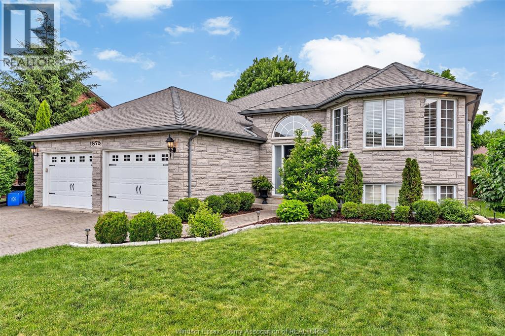 875 Sorge, Lasalle, Ontario  N9J 3G2 - Photo 2 - 26014536