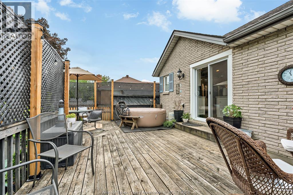 875 Sorge, Lasalle, Ontario  N9J 3G2 - Photo 5 - 26014536