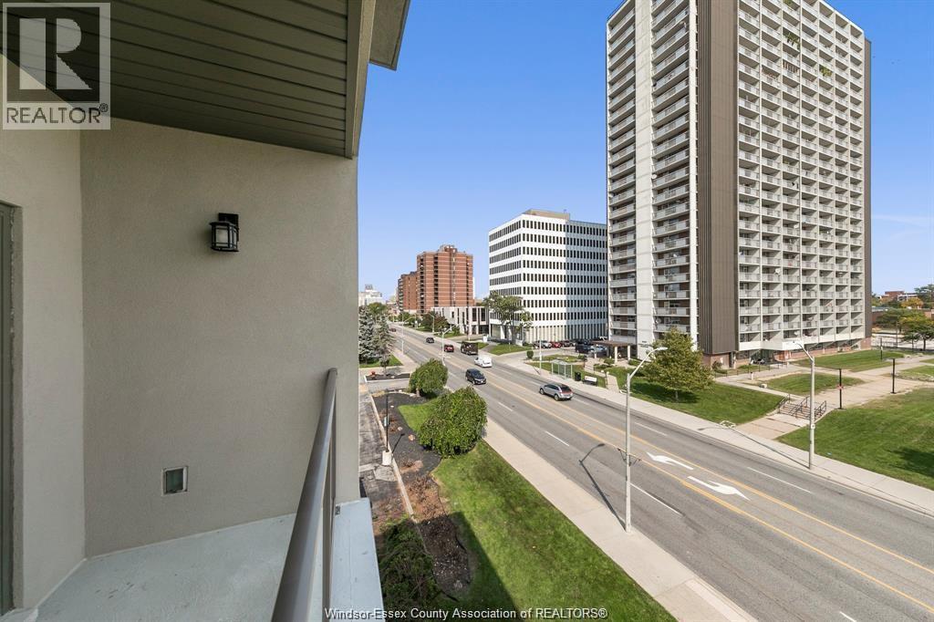 955 Ouellette Avenue Unit# 301, Windsor, Ontario  N9A 4J5 - Photo 16 - 26014511