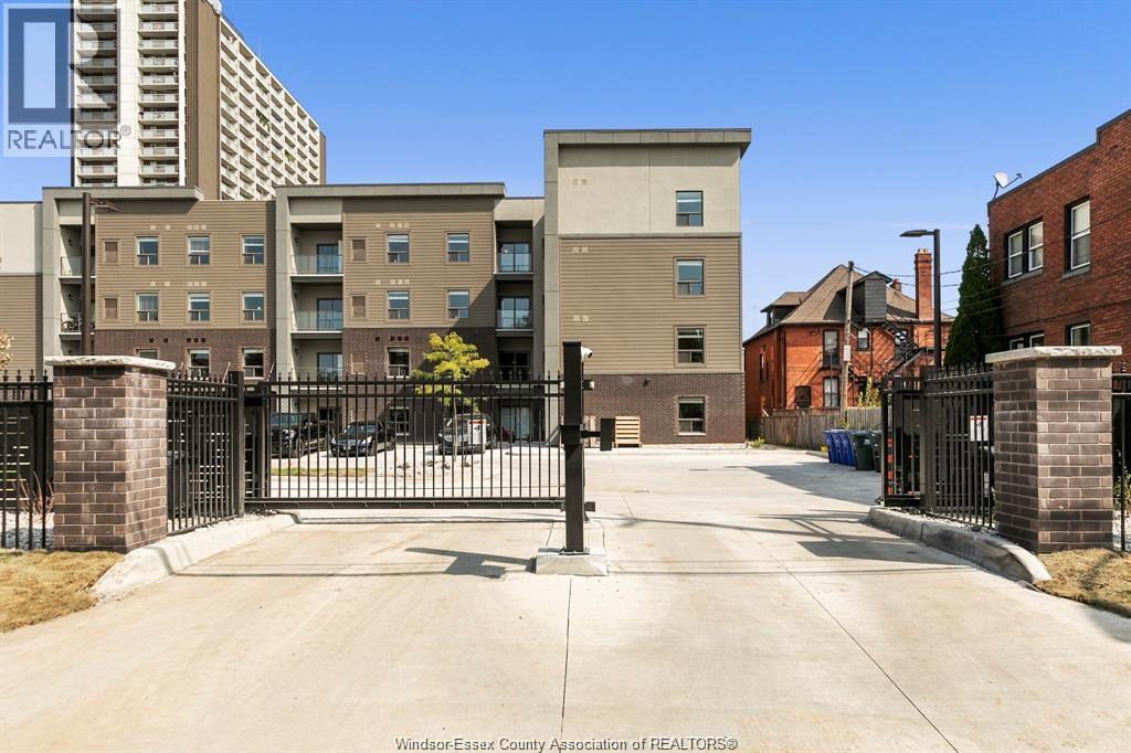 955 Ouellette Avenue Unit# 301, Windsor, Ontario  N9A 4J5 - Photo 2 - 26014511