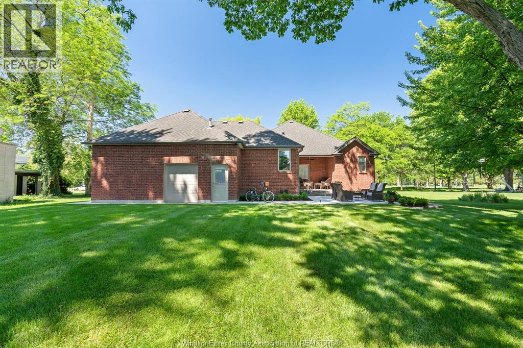 256 Pentilly Road, Tecumseh, Ontario  N8N 2K9 - Photo 41 - 26014023