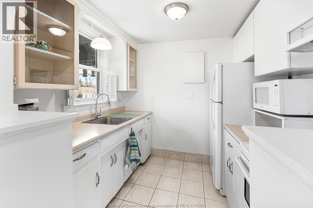 4182 Riverside Drive East, Windsor, Ontario  N8Y 1B5 - Photo 40 - 26014542