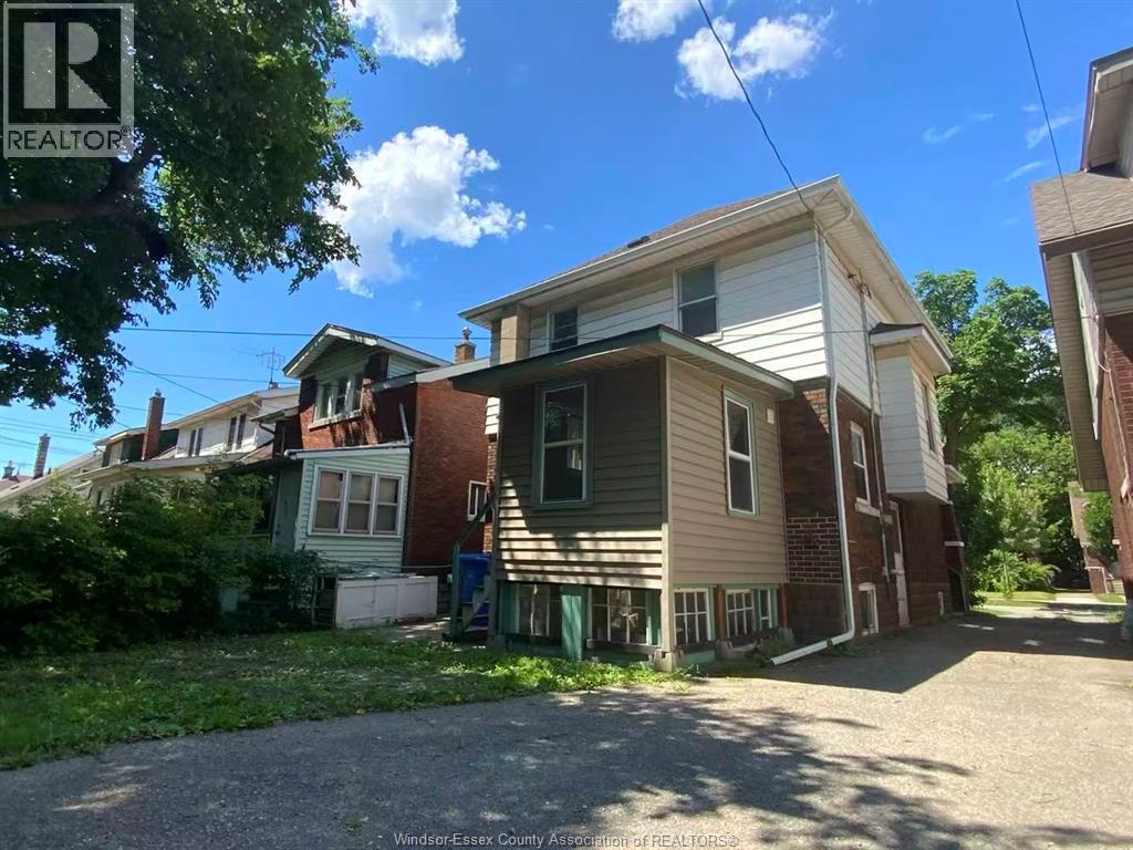 356 Rankin Ave, Windsor, Ontario  N9B 2R7 - Photo 3 - 26014487