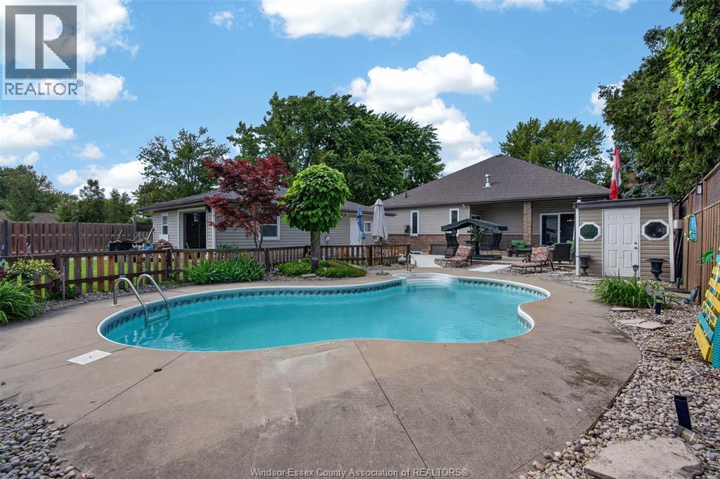 248 Notre Dame, Belle River, Ontario  N8L 1K8 - Photo 4 - 26014590