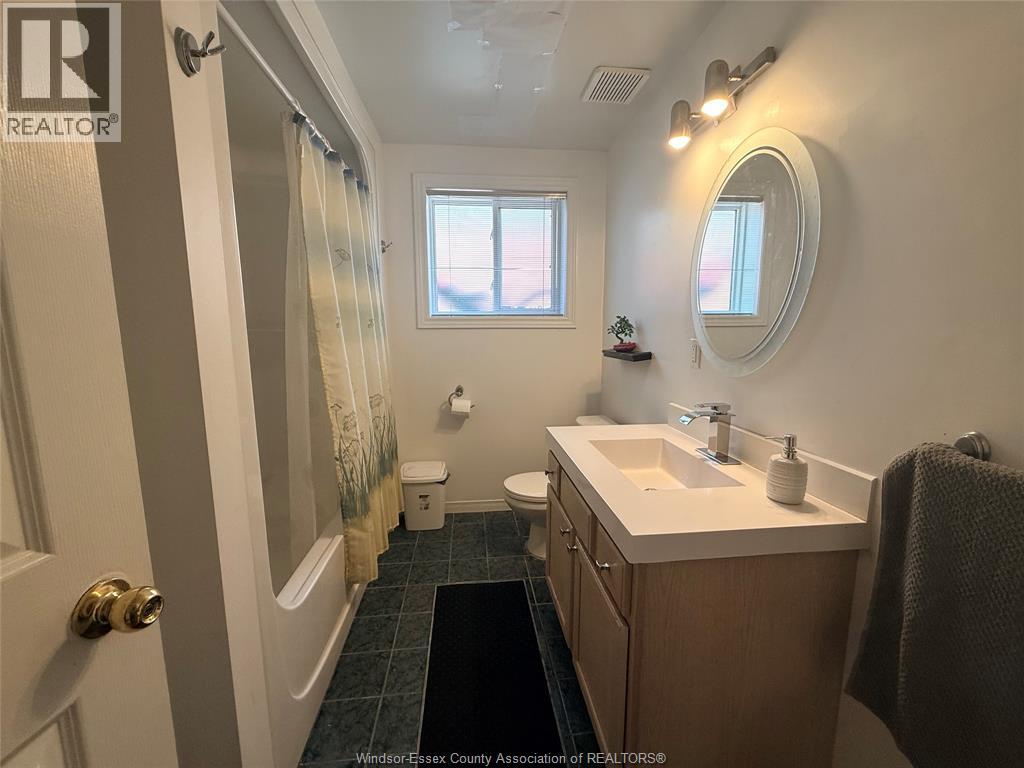 2680 Teedie, Windsor, Ontario  N8R 2K5 - Photo 10 - 26014577