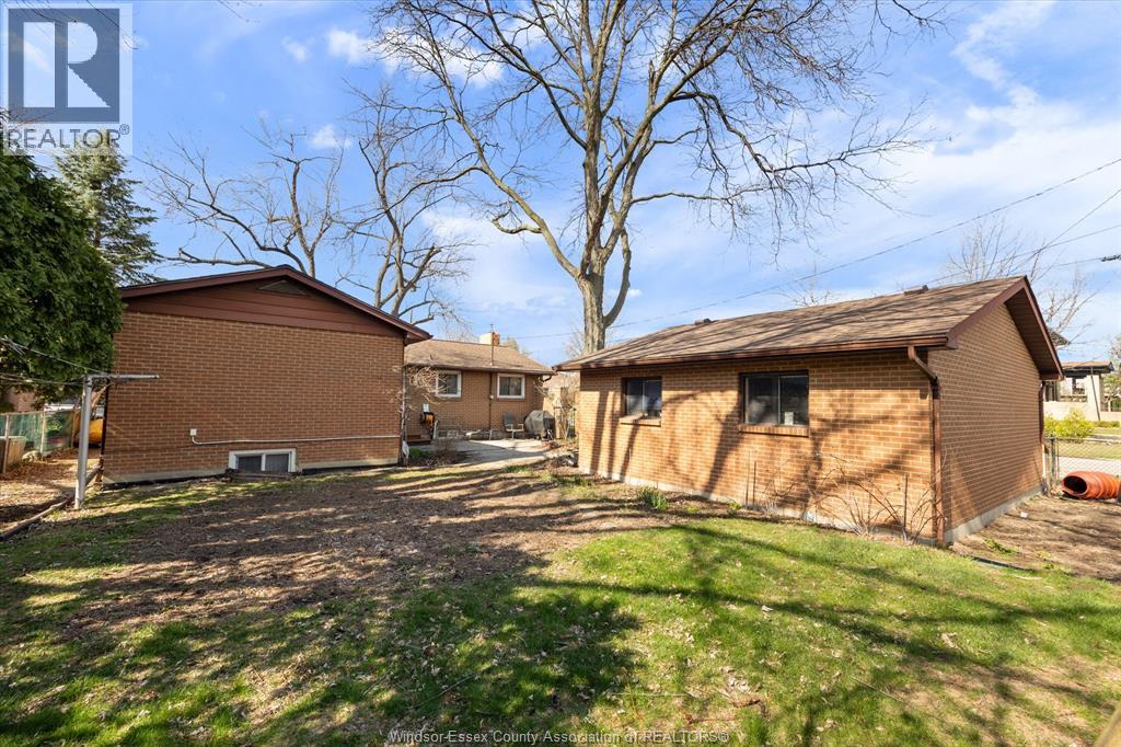 2979 Orion, Windsor, Ontario  N9E 2Z3 - Photo 28 - 26014434