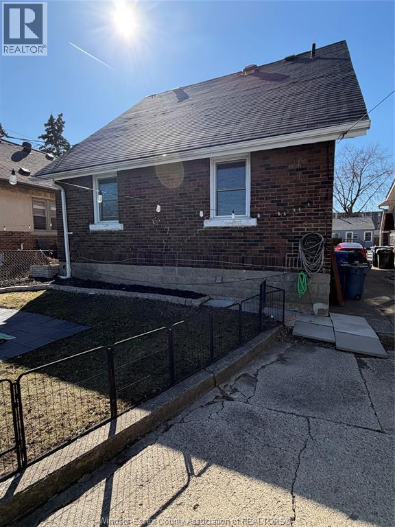 1388-90 Goyeau Street, Windsor, Ontario  N8X 3L1 - Photo 2 - 26014597