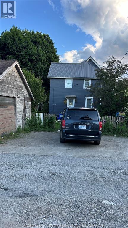 39 Russell Street, Leamington, Ontario  N8H 1V1 - Photo 4 - 26013954