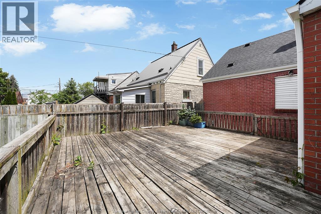 1527 Benjamin Avenue, Windsor, Ontario  N8X 4N3 - Photo 24 - 26014610