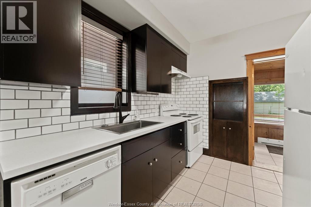 537 Mcewan Avenue, Windsor, Ontario  N9B 2E7 - Photo 13 - 26014649
