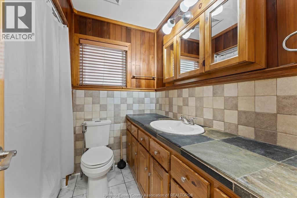 537 Mcewan Avenue, Windsor, Ontario  N9B 2E7 - Photo 17 - 26014649