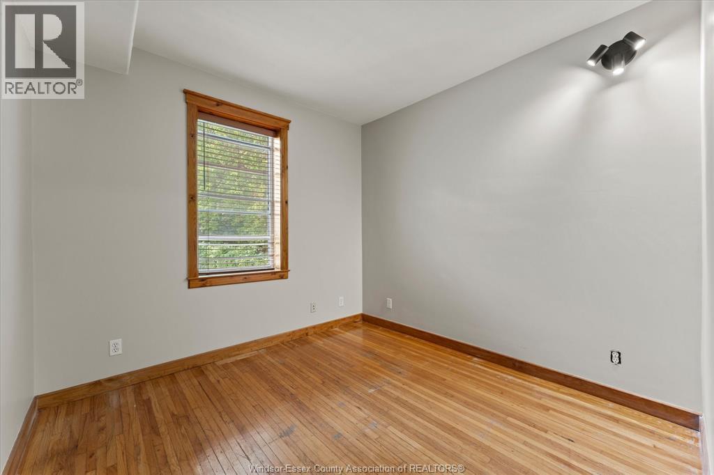 537 Mcewan Avenue, Windsor, Ontario  N9B 2E7 - Photo 18 - 26014649