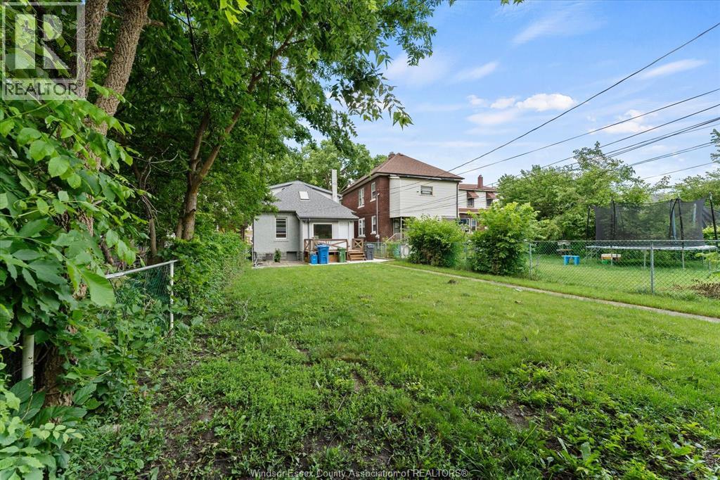 537 Mcewan Avenue, Windsor, Ontario  N9B 2E7 - Photo 29 - 26014649