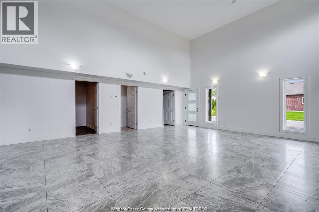 2110 Deer Run Road, Leamington, Ontario  N8H 3V7 - Photo 8 - 26014657