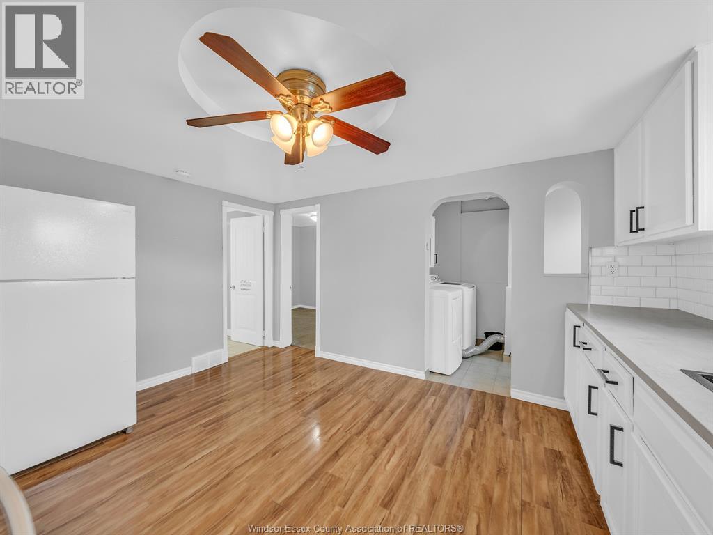 2724 Pillette Road, Windsor, Ontario  N8T 1R1 - Photo 33 - 26014567