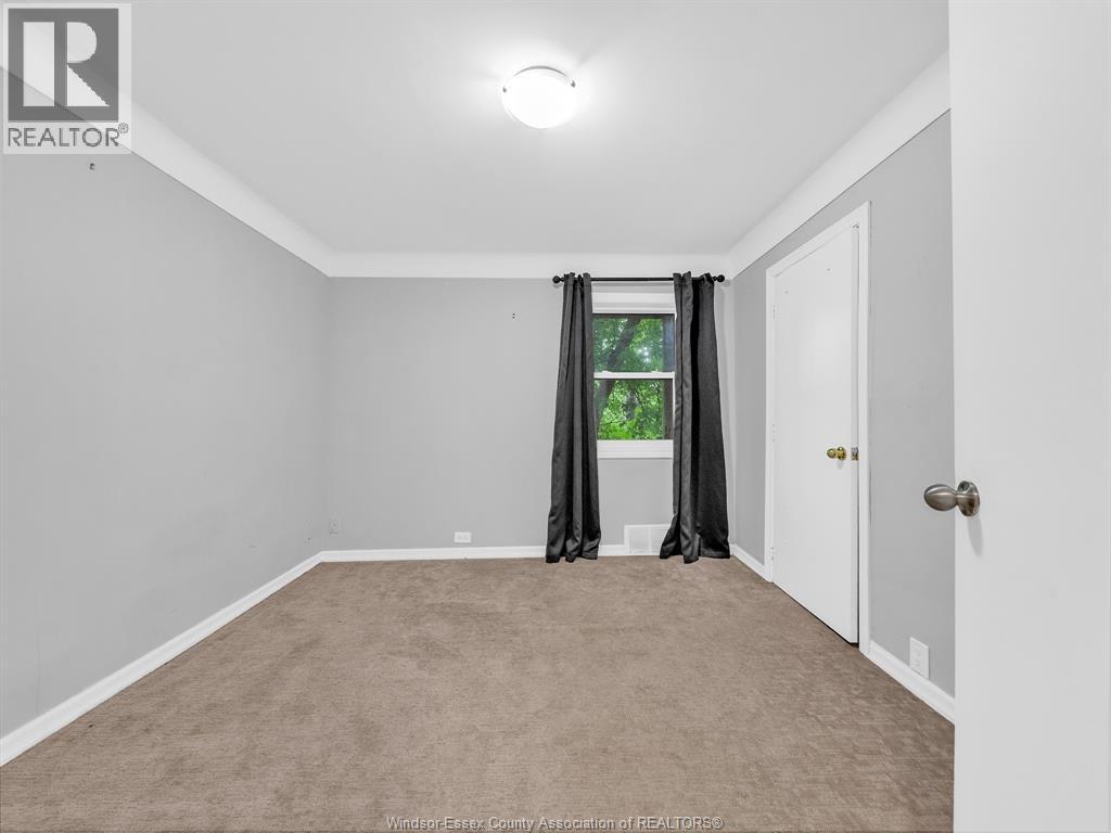 2724 Pillette Road, Windsor, Ontario  N8T 1R1 - Photo 35 - 26014567