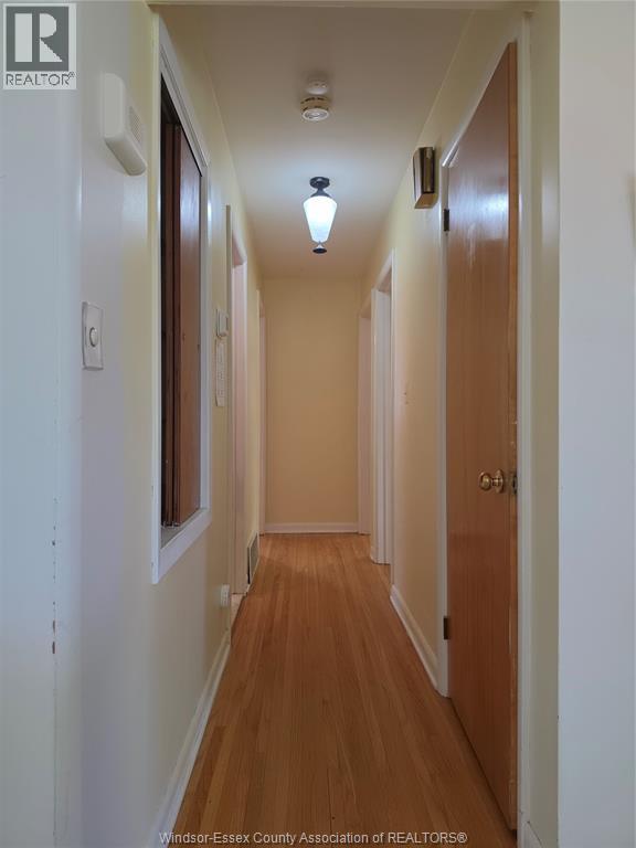 2721 Virginia Park Avenue, Windsor, Ontario  N9E 2B5 - Photo 10 - 26014653