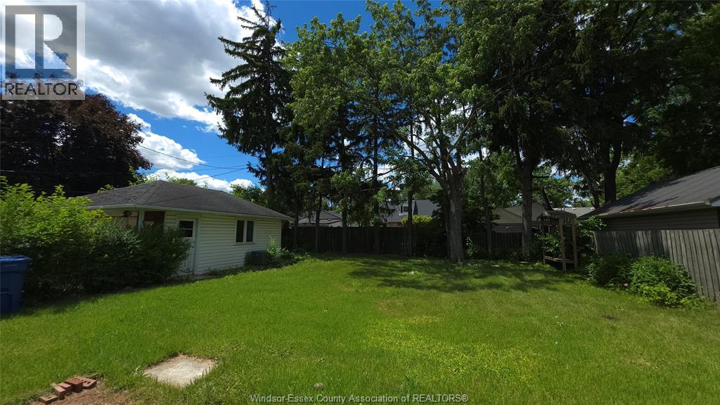 2721 Virginia Park Avenue, Windsor, Ontario  N9E 2B5 - Photo 26 - 26014653