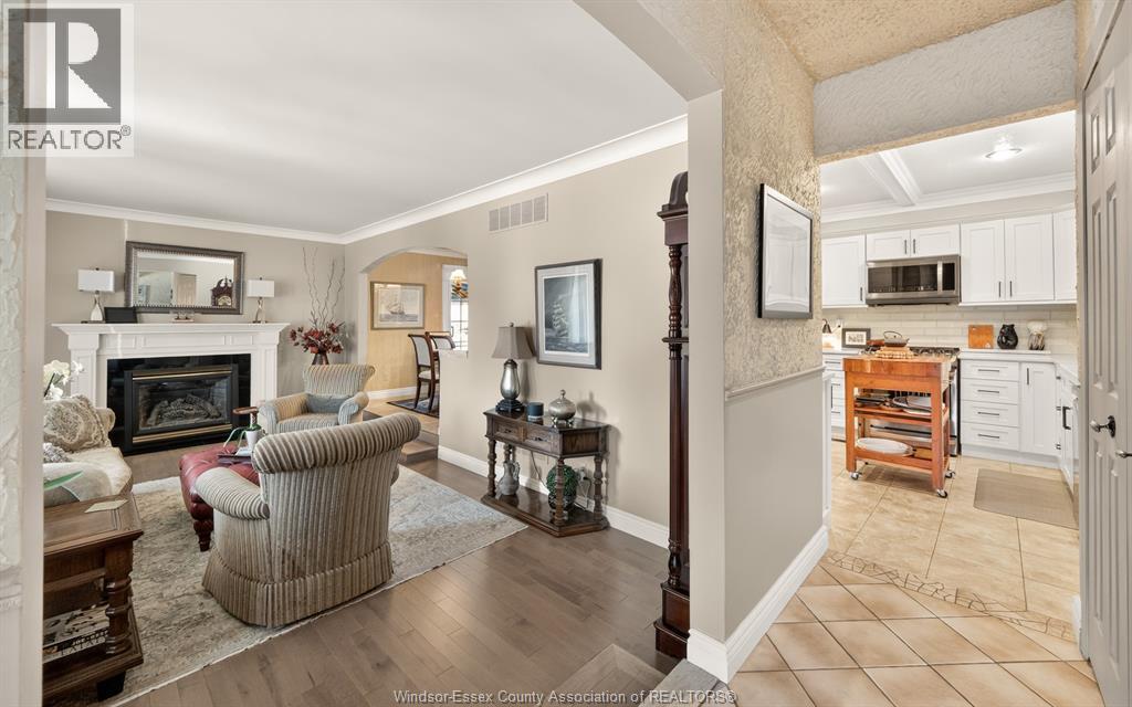 385 Centennial, Tecumseh, Ontario  N8N 2P1 - Photo 5 - 26014710